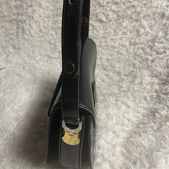 Comtesse vintage leather black adjustable one strap Satchel gold tone hardwares - Picture 4 of 10